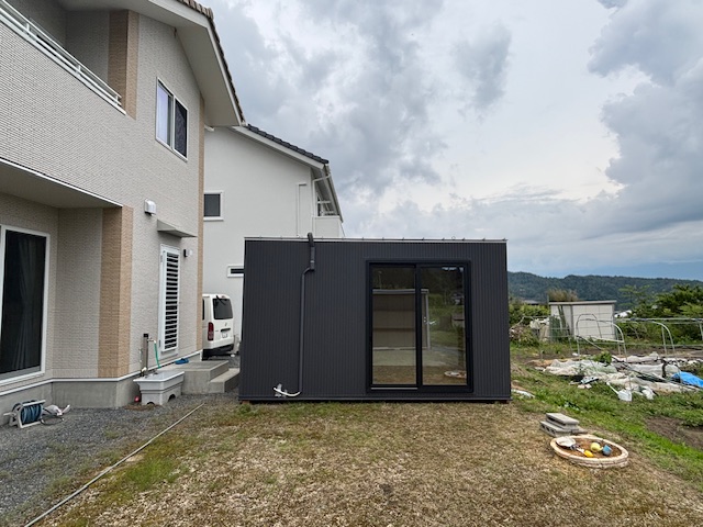 外仕事の休憩場に１人の特別な空間を！！