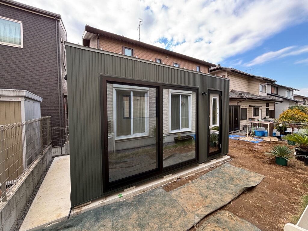 窓こだわりの趣味部屋快適空間