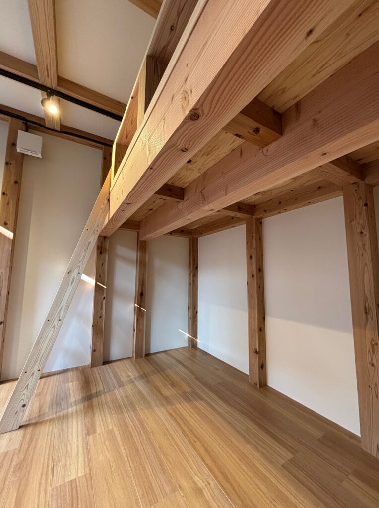 趣味部屋 兼 書斎