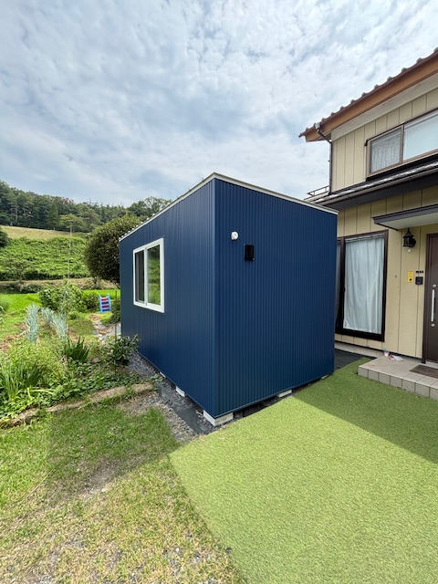 自宅の敷地内に寝泊りもできる空間を☆
